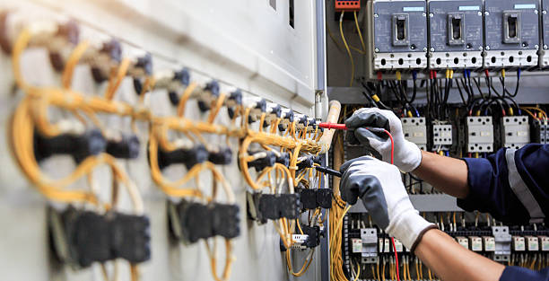 Professional Electrician technician working in Wayne Heights, PA